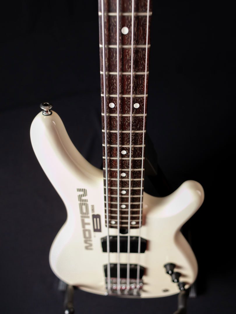 Yamaha Motion B MB-III Bass Guitar | The Local Pickup