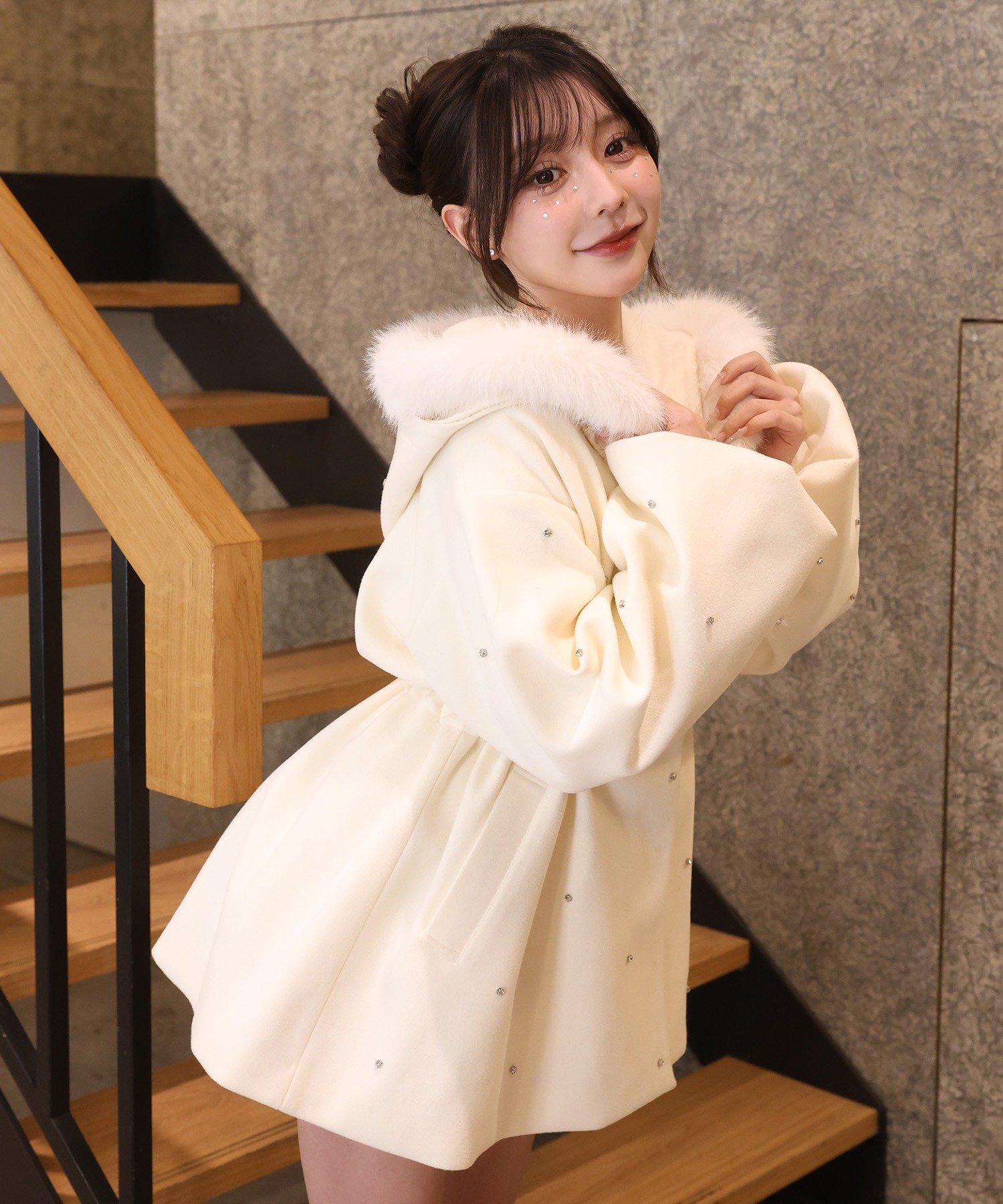 one after another NICE CLAUP｜フードフェイクファービジューミドル