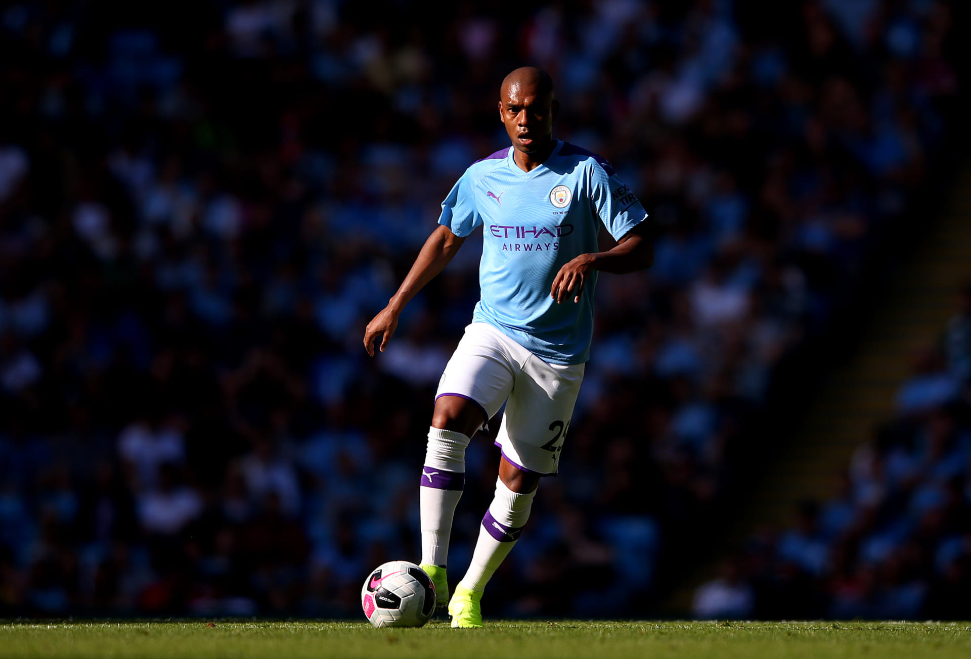 フェルナンジーニョのCB起用から考えるグアルディオラのCB像