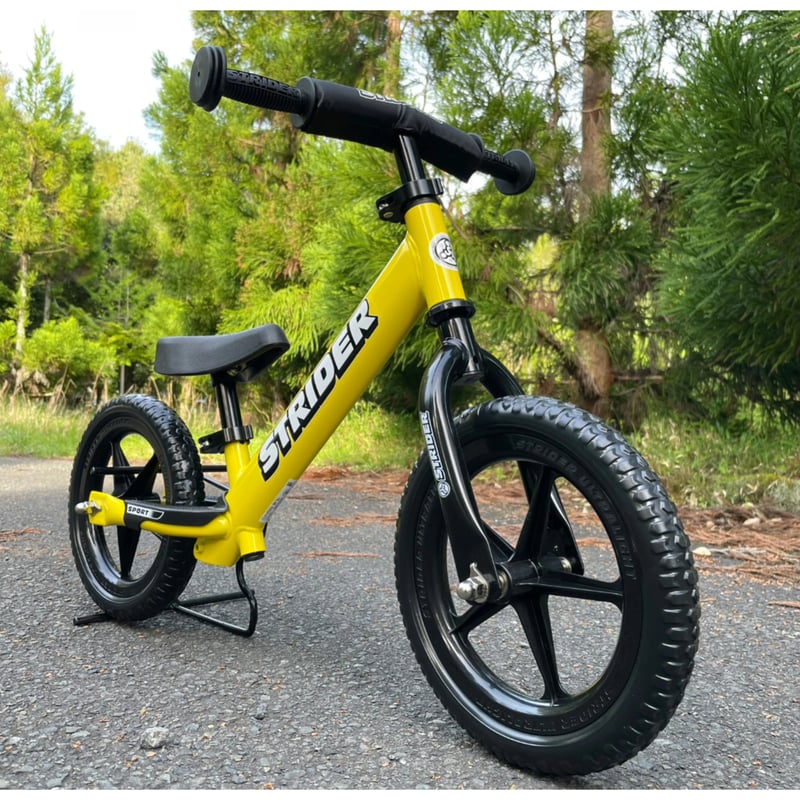 STRIDER 12インチ バランスバイク イエロー STRIDER バランスバイク