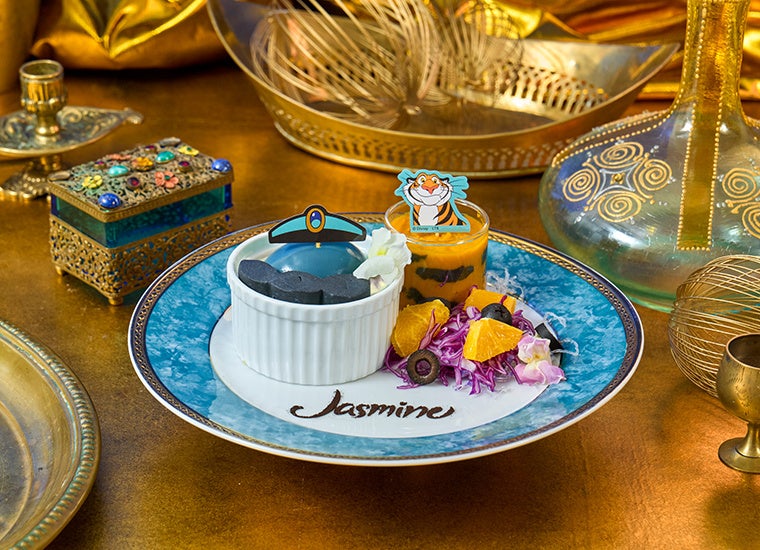 表参道のランドマーク 「表参道ヒルズ」にオリエンタルで