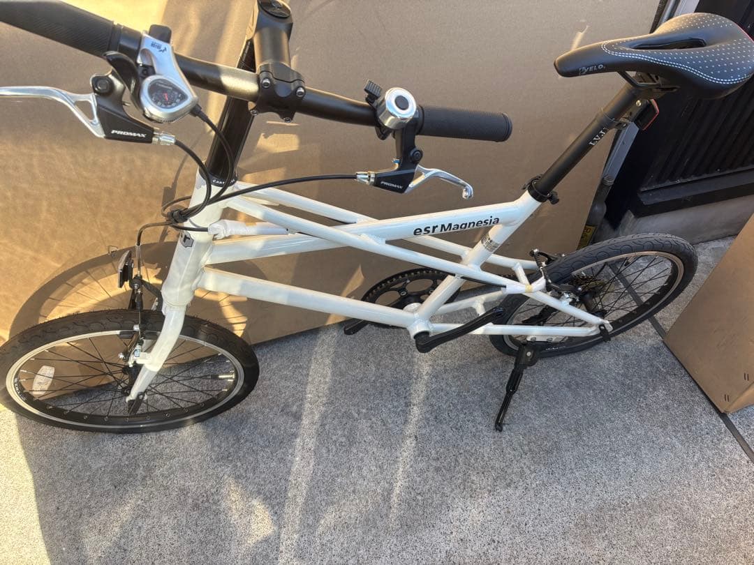 新品未使用　esr Magnesia 折りたたみ自転車 ESR マグネシア MAGNESIA 2014年10月購入車体 105 ミニベロ 小径車 20