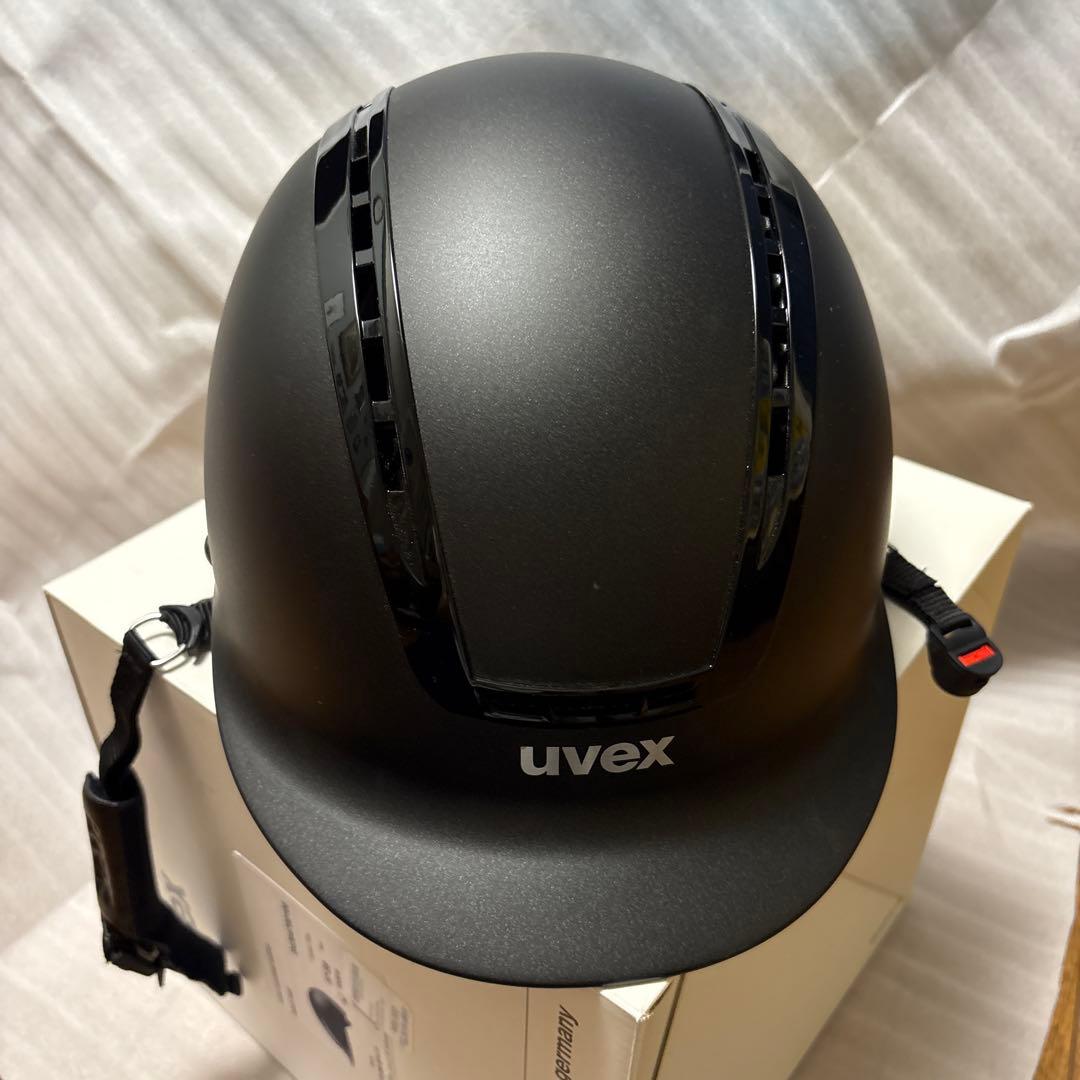 uvex マットブラック ヘルメット　乗馬 Amazon | uvex exxential II MIPS 乗馬ヘルメット 男女兼用 ブラック