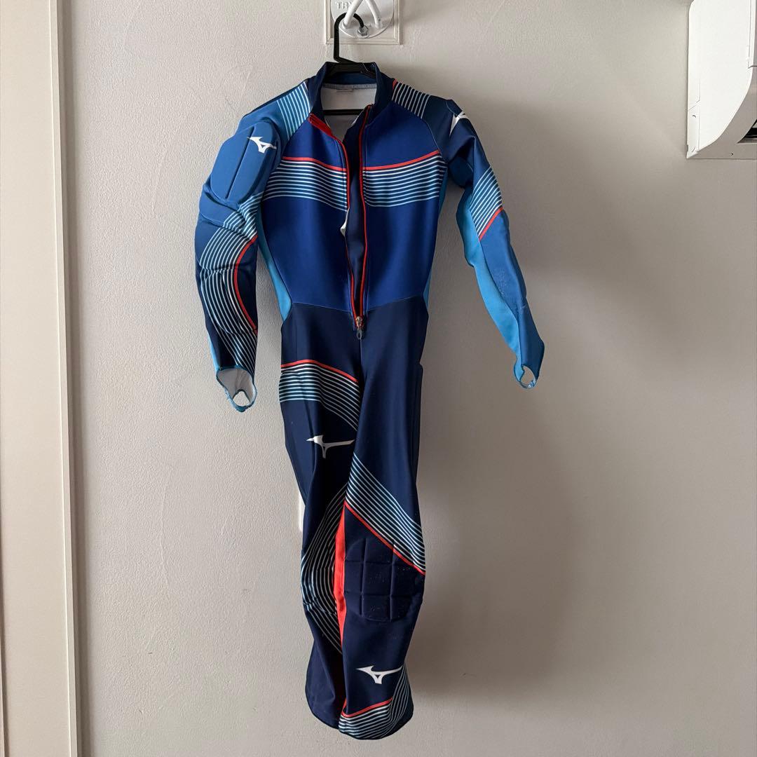 Mizuno ワンピ　Sサイズ Mizuno ワンピ Sサイズ スキー ウェア ワンピース ミズノ」の人気商品