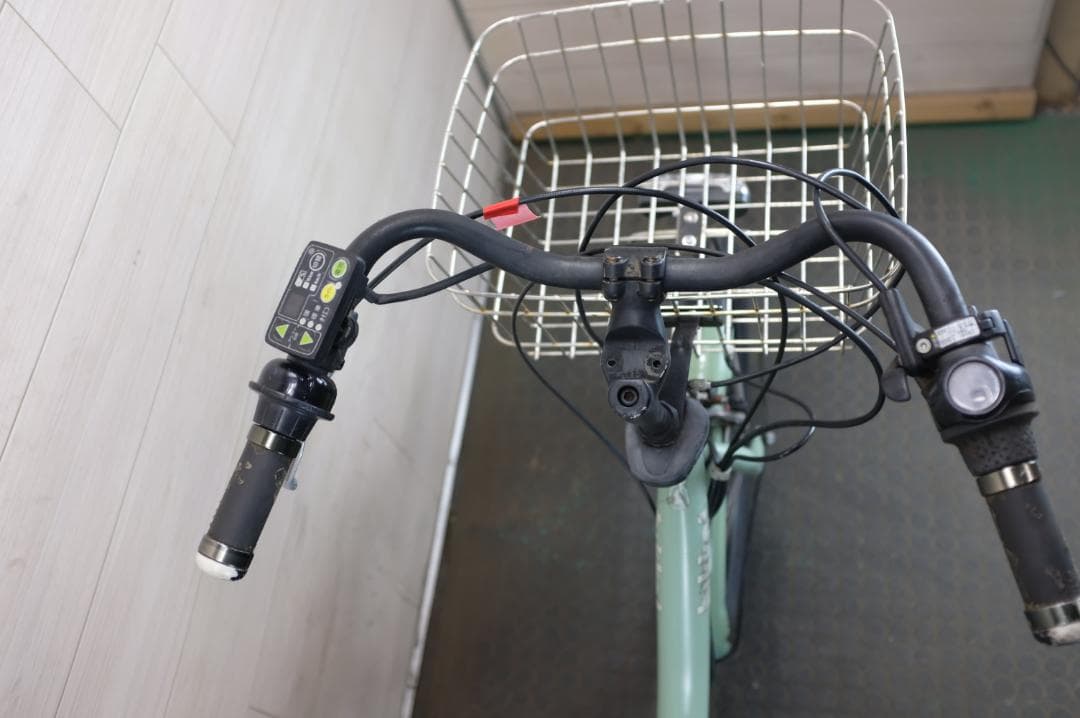 あ*様 BS　BikkeⅡ　20インチ　3段　12.8Ah（4点灯）充電器あり