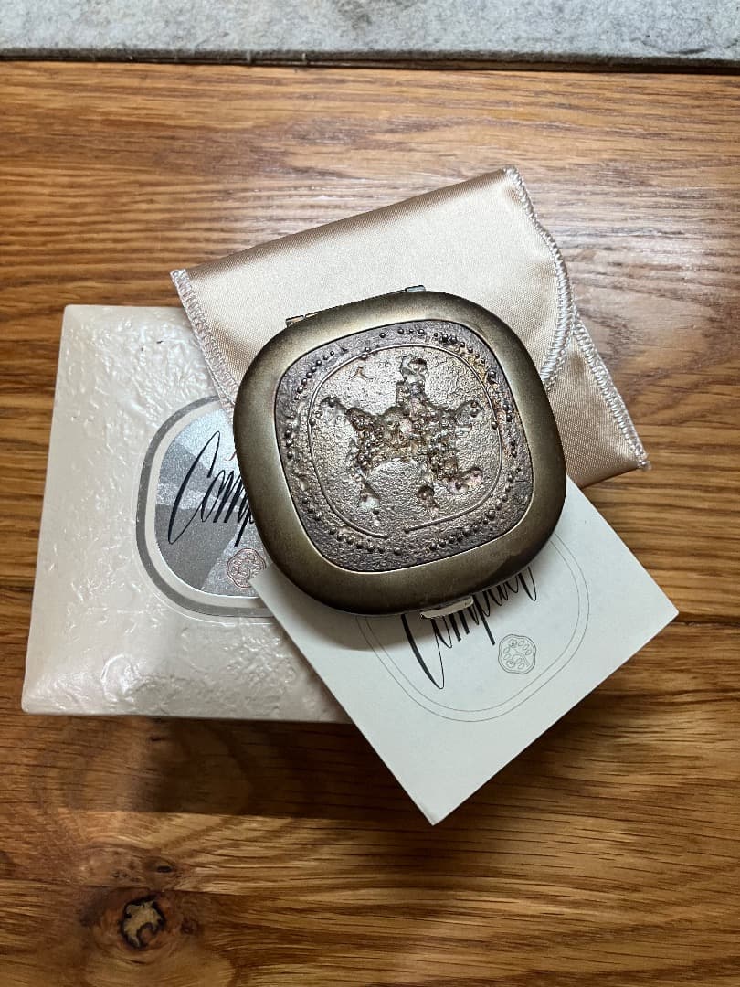 宮田宏平 純銀 88.30g 資生堂コンパクト