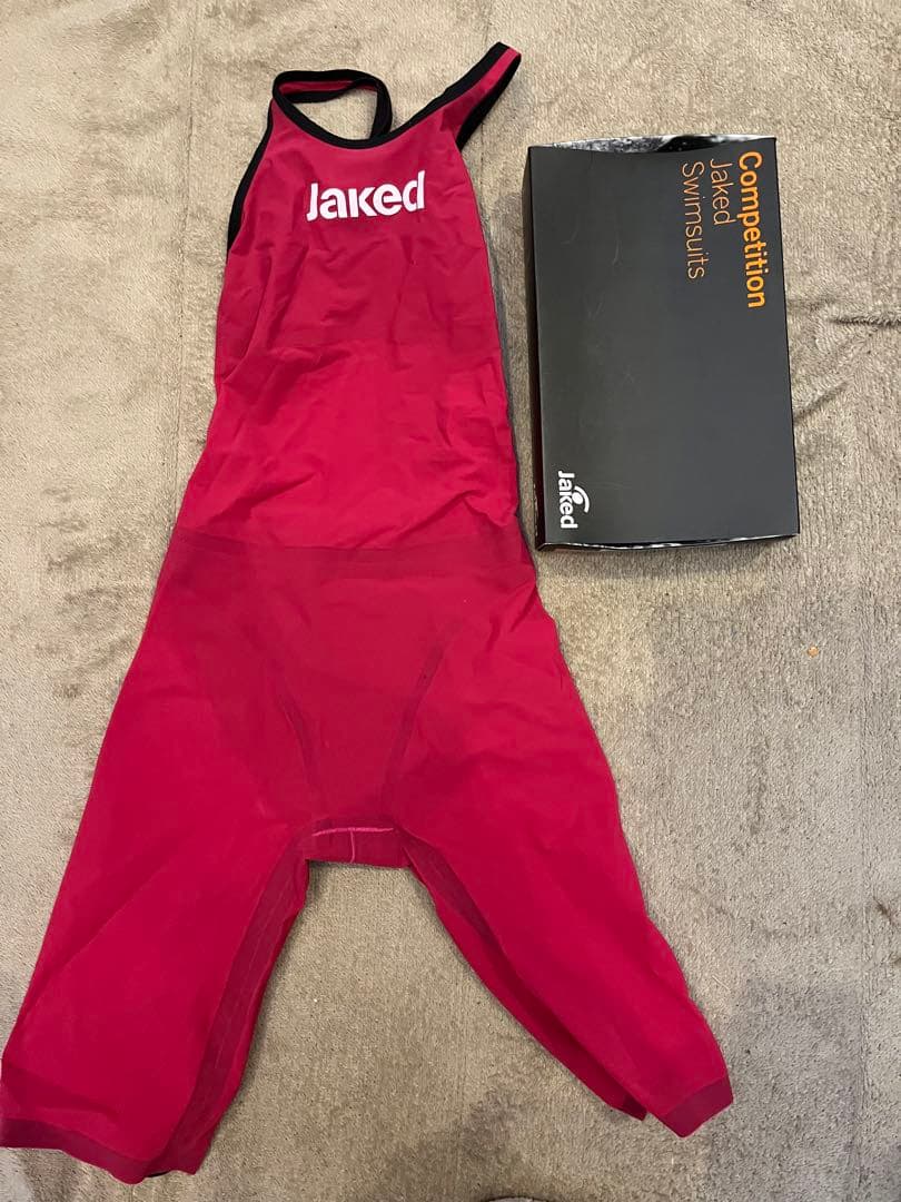 Jaked 競泳水着 マゼンダ　定価38500から半額‼️