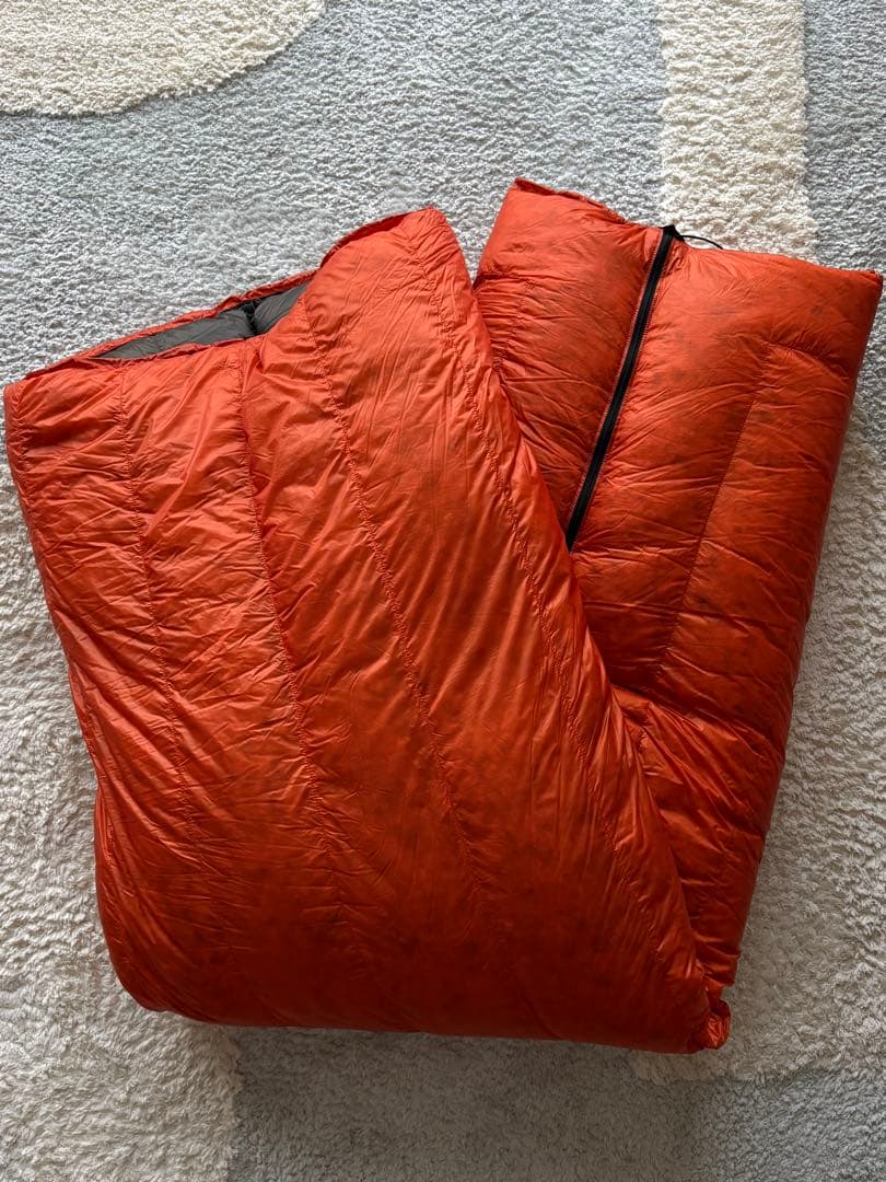 ENLIGHTENED EQUIPMENT Revelation 0°F R/R The Revelation Sleeping Quilt | Enlightened Equipment
