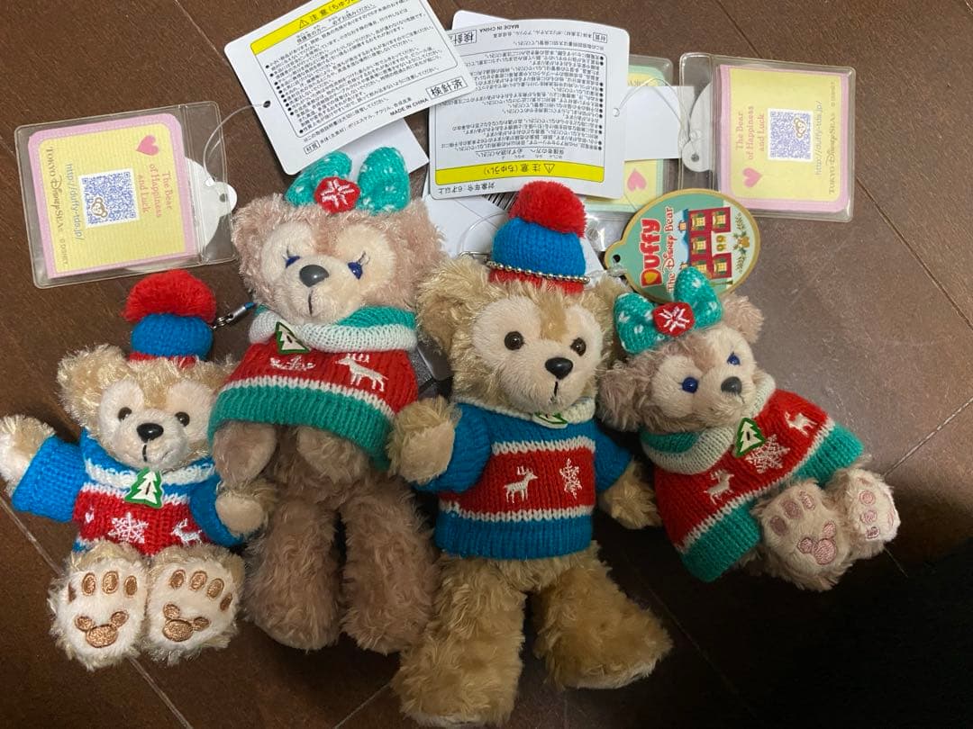 TDS❣️シェリーメイ ‼️ダッフィーぬいぐるみバッジ、ストラップ新品ダグ付レア レギュラーデザイン！東京ディズニーシー ダッフィー、シェリーメイの