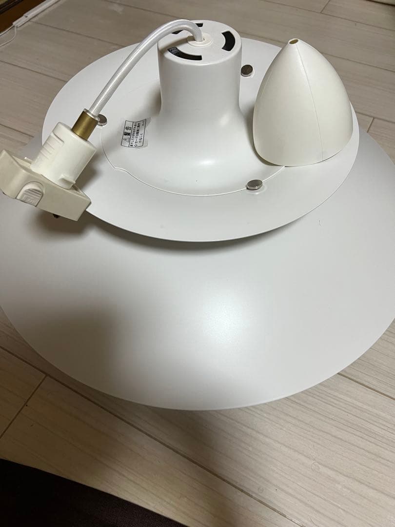 ルイスポールセン　PH5 白 PH5 モノクローム・ホワイト ペンダントライト［ ルイスポールセン