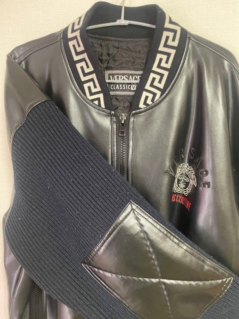 VERSACE CLASSIC V2 ヴェルサーチ 刺繍 スタジャン