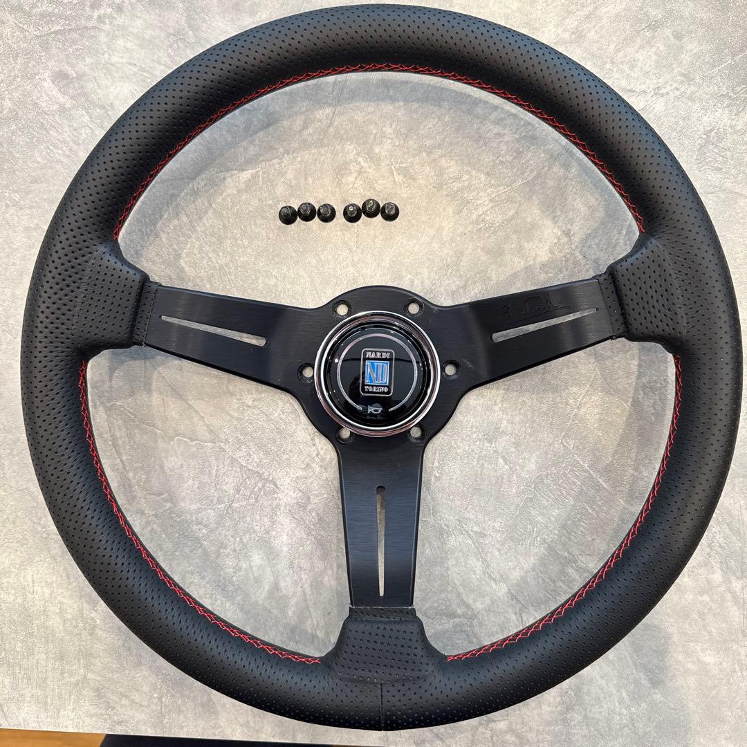 おかDNARDI (N753) ステアリング　ディープコーン 330 NARDI ナルディ N753 330 SPORTS TYPE ラリーパンチングレザー