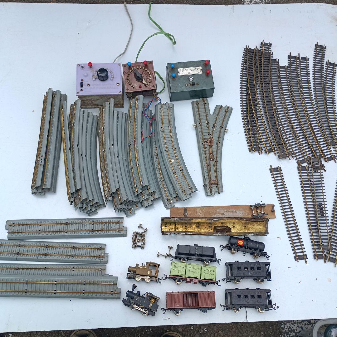 1987)HOゲージ 鉄道模型 車両　線路　パワーパック　難あり 1987)HOゲージ 鉄道模型 車両 線路 パワーパック 難あり