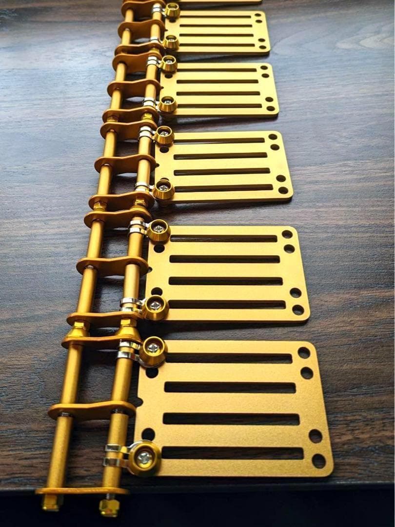 ゴールド 2連チェーン付ニックス風ベルトループ 腰道具 腰袋 工具差し カスタム Amazon.co.jp: 緑×金 2連チェーン付 カスタムニックス風ベルトループ