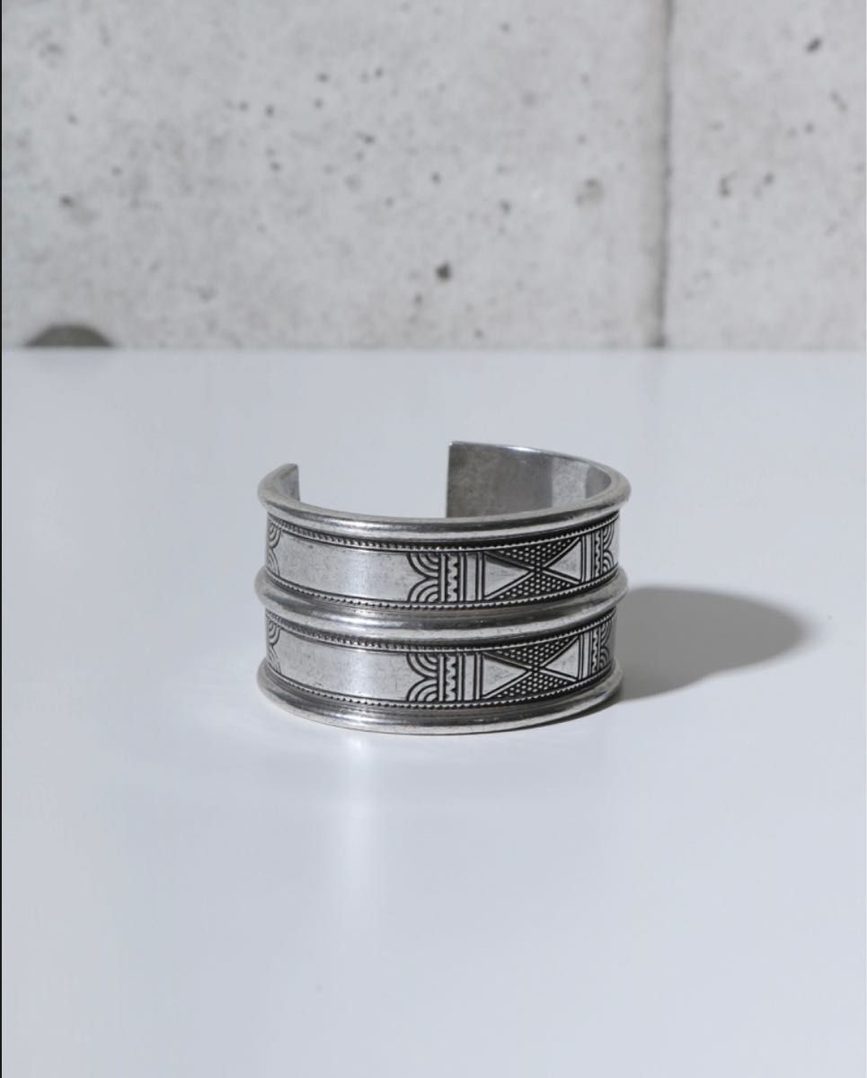 MBネイティブバングル(トゥアレグライク)Mサイズ｜Yahoo!フリマ（旧