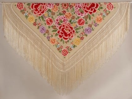 豪華】超大判 フラメンコ用 シルクマントン アイボリーx多色刺繍